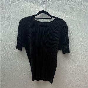 Pleats Please Issey Miyake Black Pleated Top Size 4 Stretch Minimalist Japan